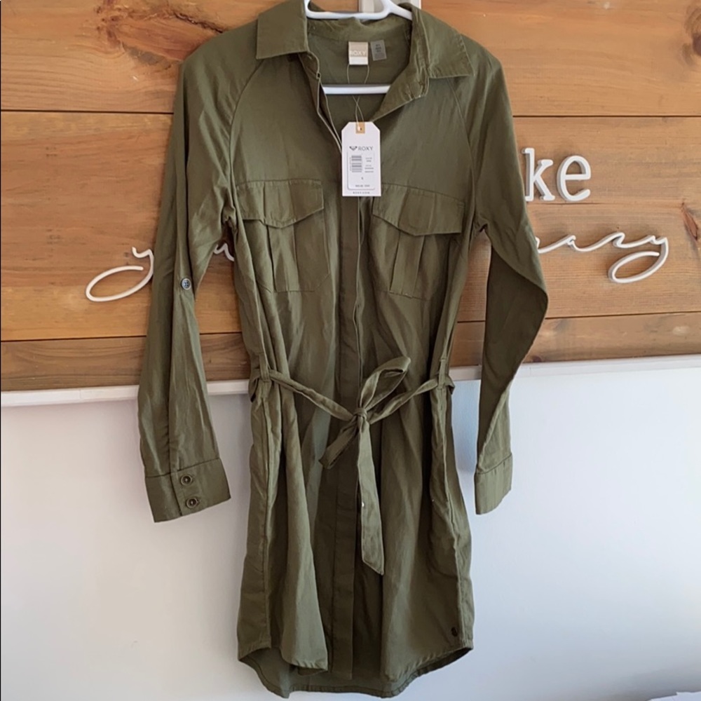 Roxy military dress